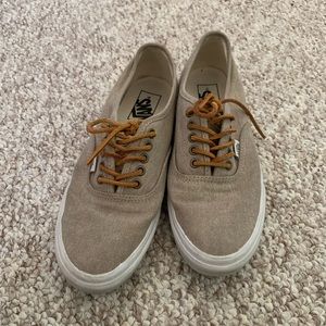 Women’s vans size 8.5 with leather laces